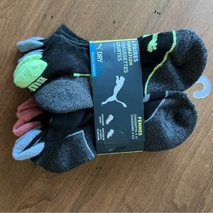Puma 6 pair of low cut training socks. NWT